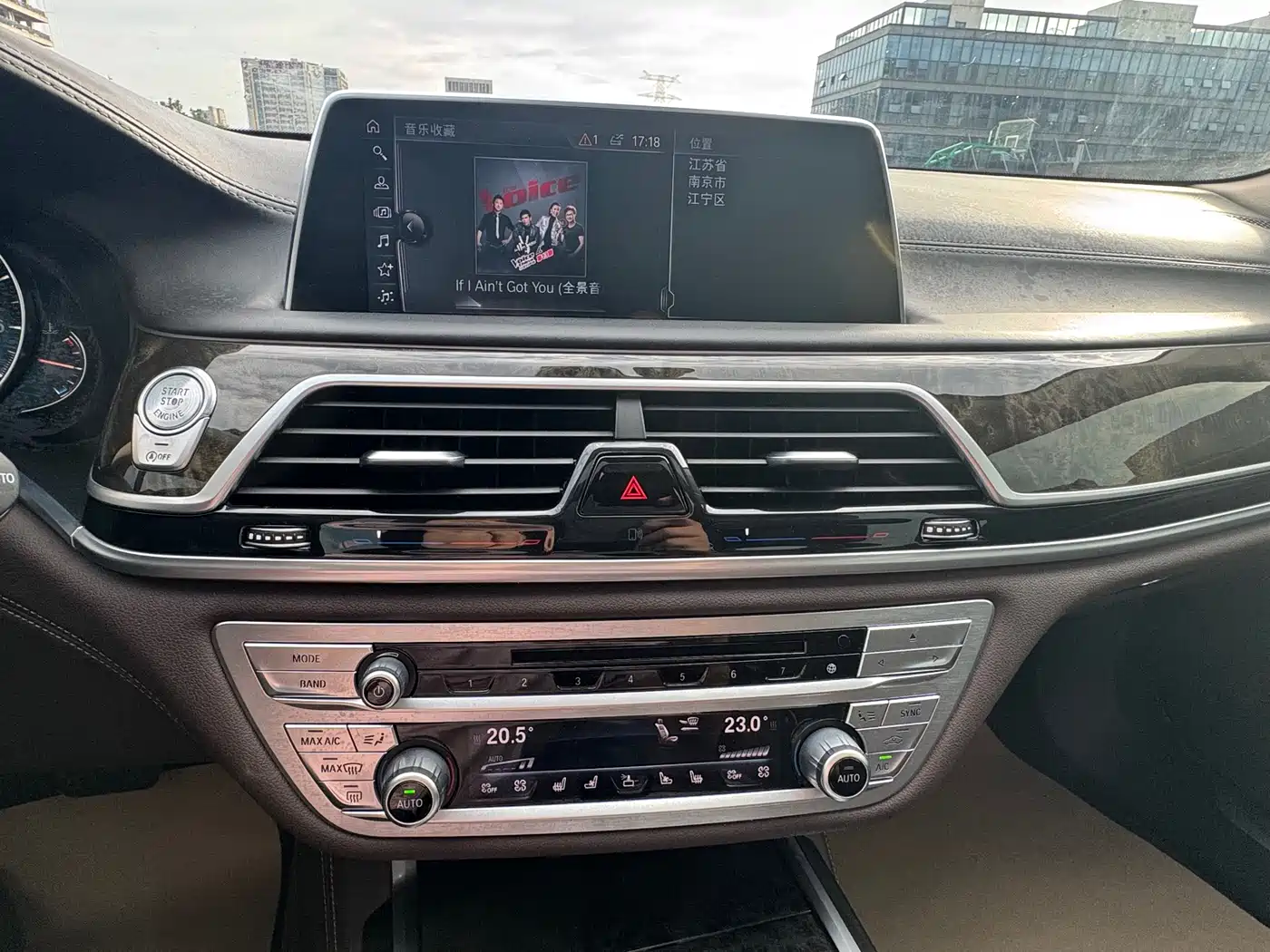 BMW 7 Series 2016 730Li Luxury фото 18