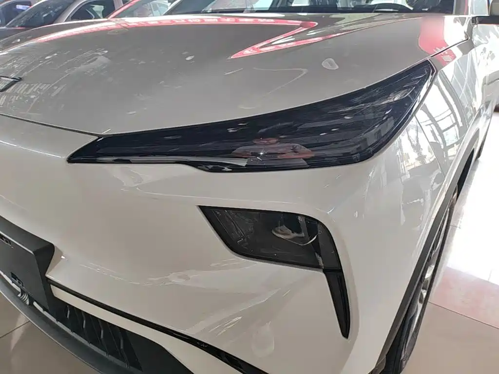 Besturn Yueyi 03 2026 2025 445km Premium Selection Edition