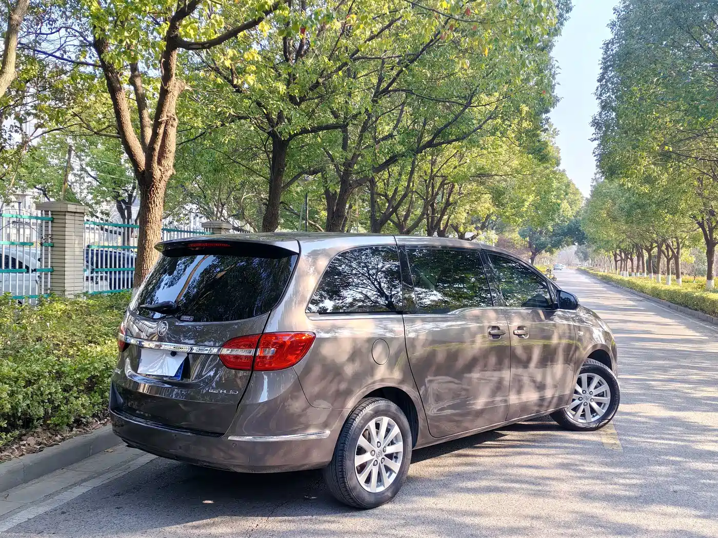 Buick GL8 2017 25S Comfort China V фото 19