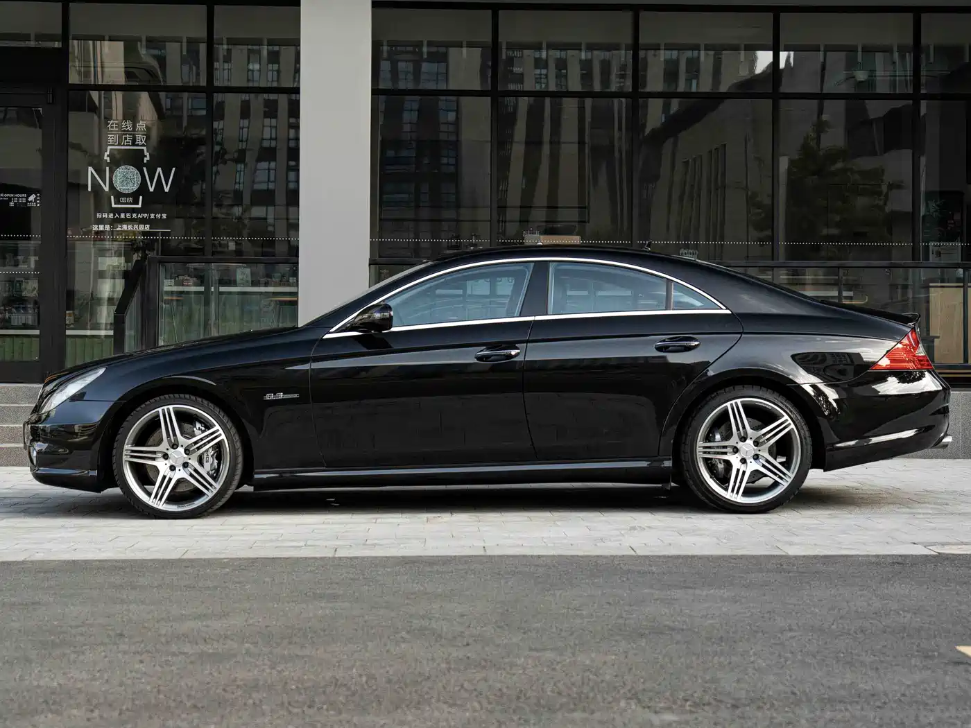 Mercedes-Benz CLS AMG 2008 AMG CLS 63 фото 7