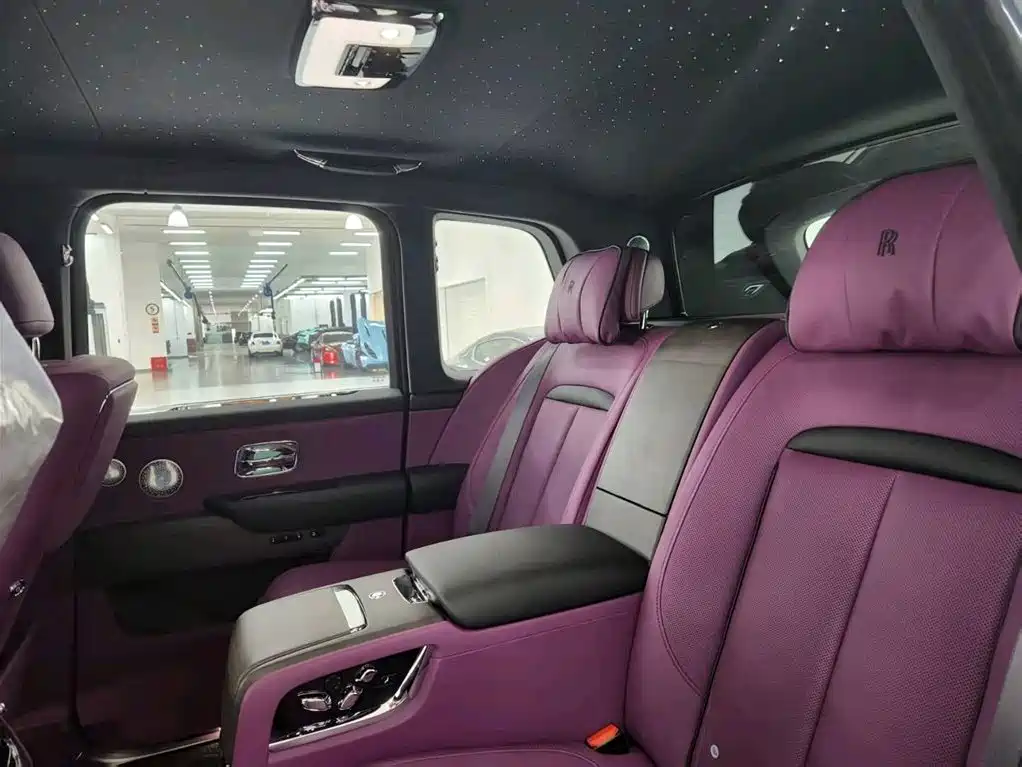 Rolls-Royce Cullinan 2023 2024 4-Seater