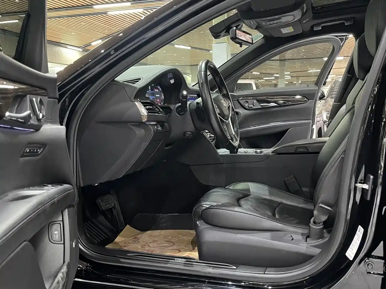 Cadillac CT6 2019 28T Luxury Model фото 4