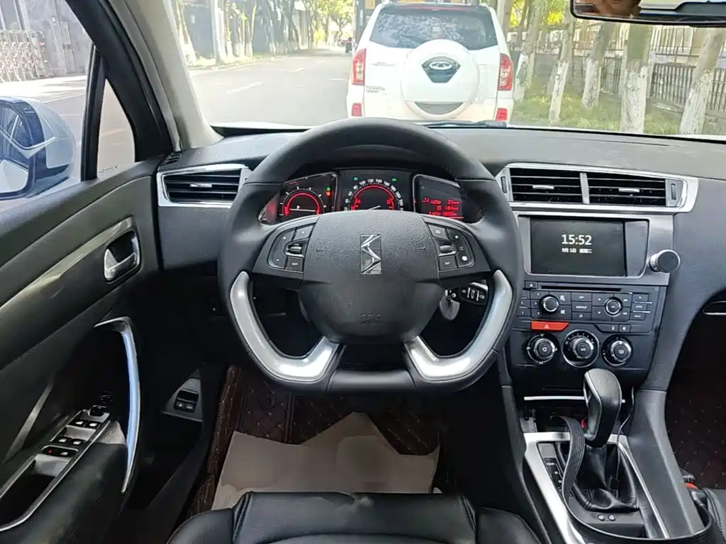 DS 6 2015 2014 1.6T Elegant Edition THP160