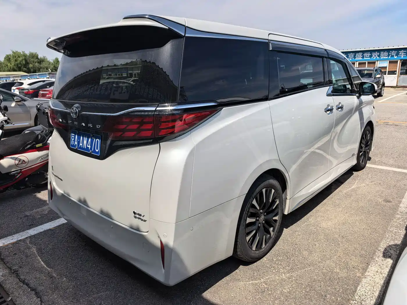 Toyota Alphard 2024 Hybrid 2.5L Prestige Edition фото 3