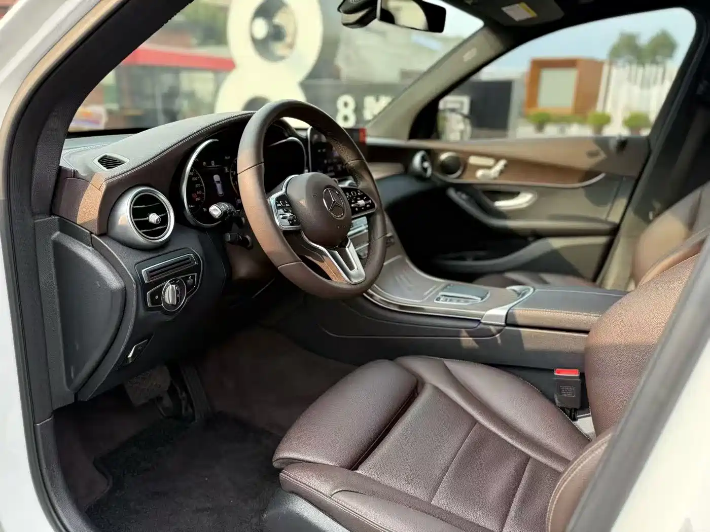 Mercedes-Benz GLC 2022 Model GLC 300 L 4MATIC Dynamic Edition фото 5