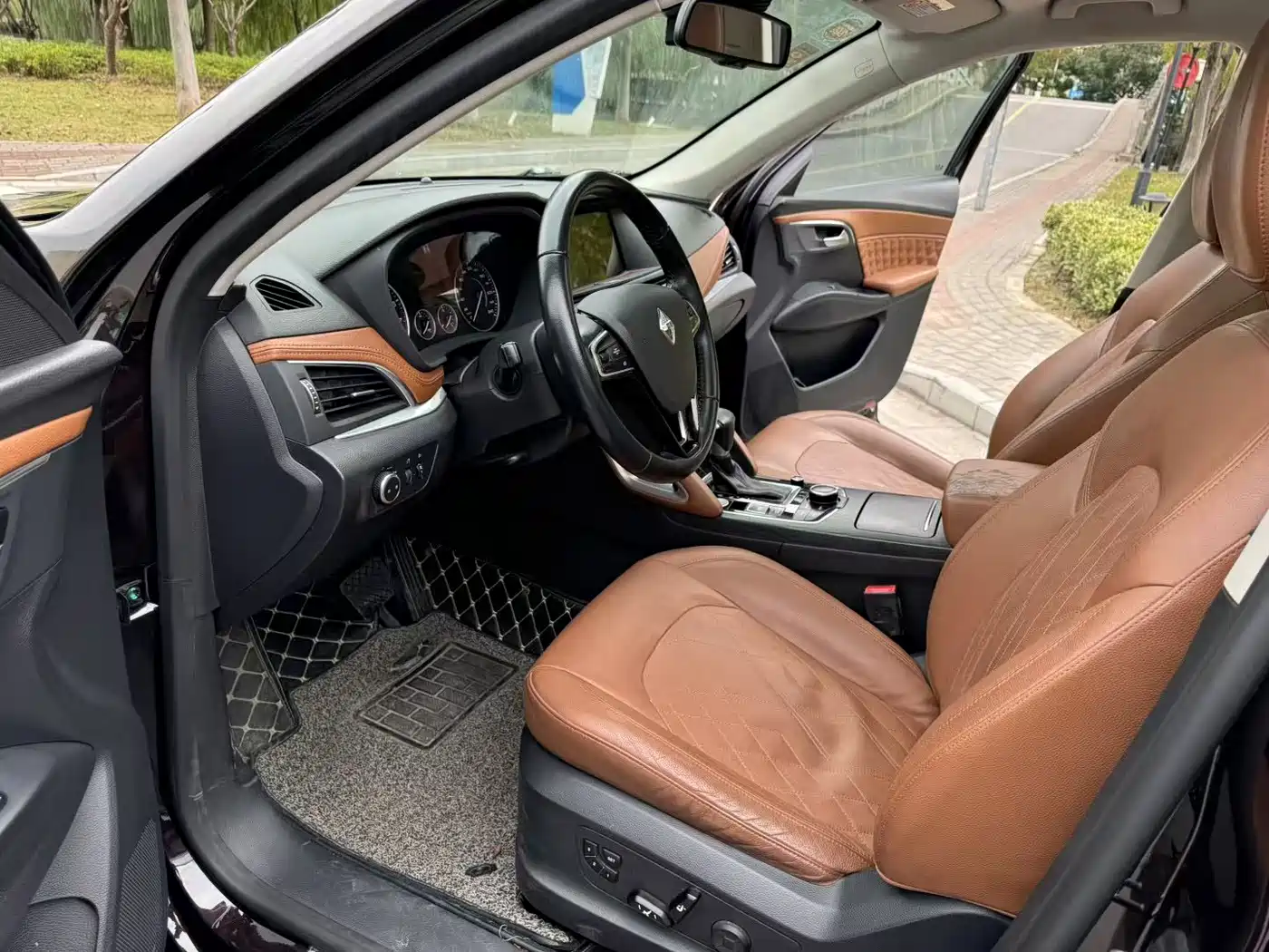 Borgward BX7 2017 2016 28T 4WD Flagship 7-seater