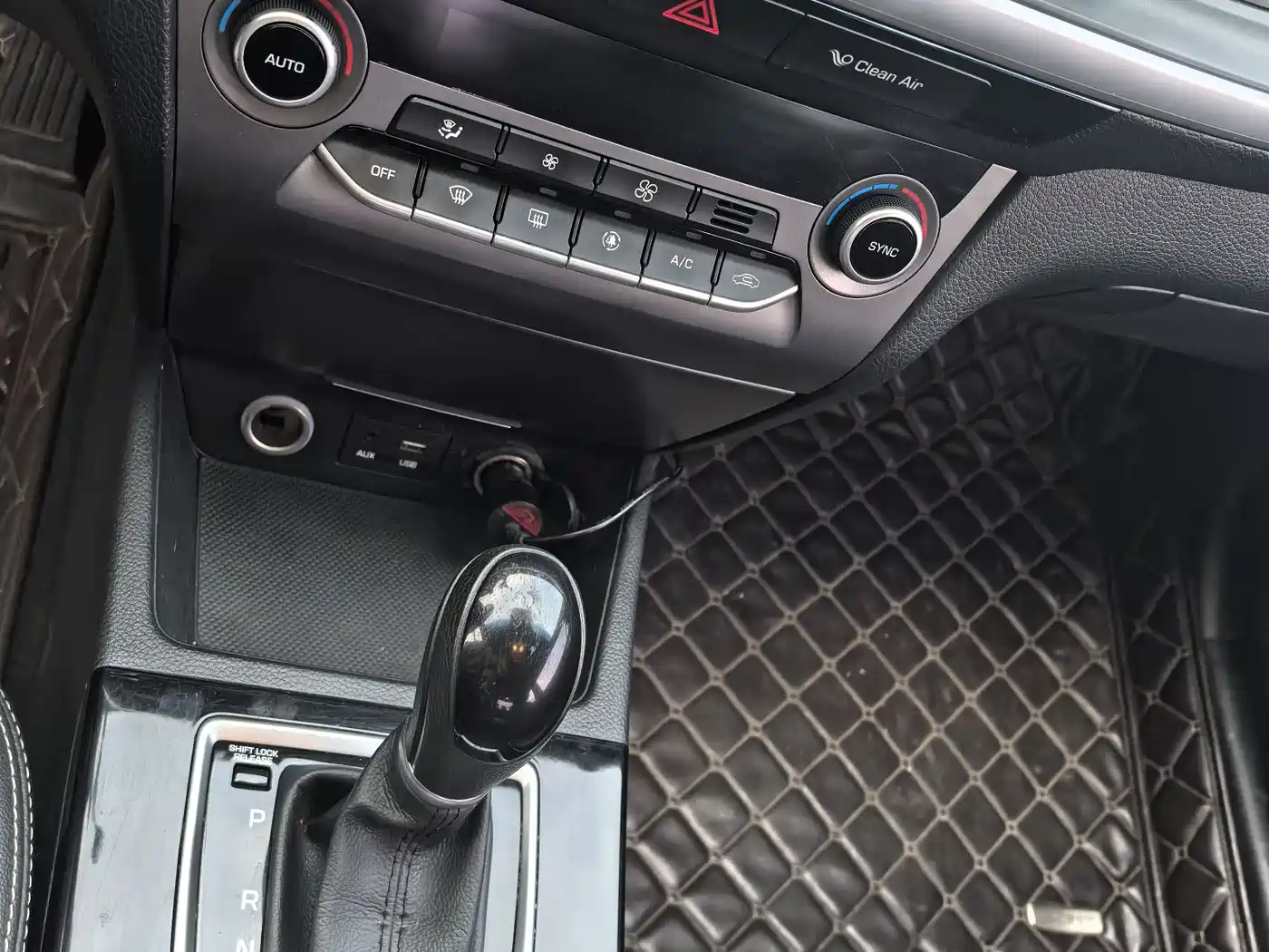 HYUNDAI NAME PICTURE