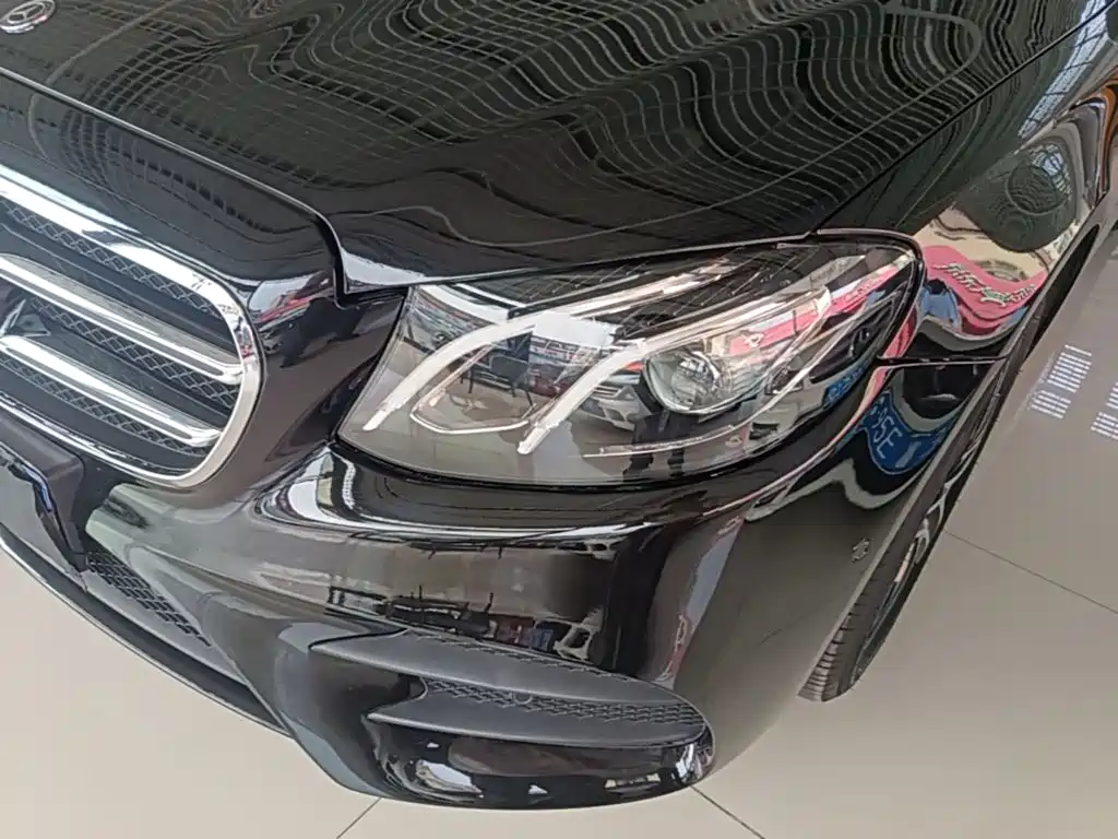 Фото 24 - Mercedes-Benz E-Class (Import)