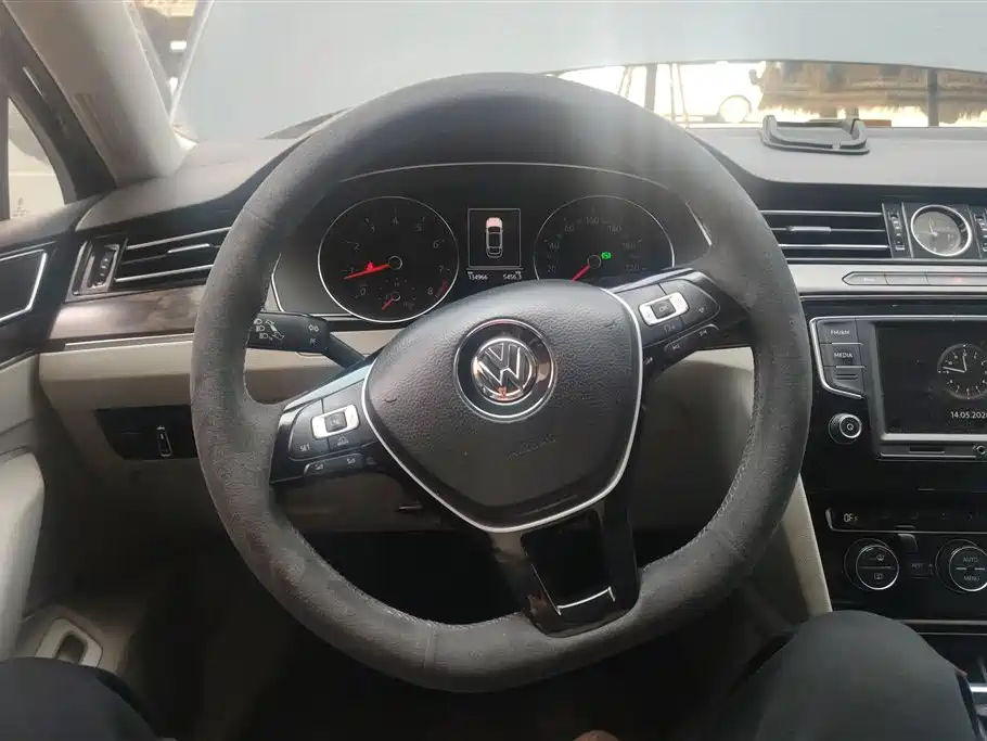 Volkswagen Magotan 2017 380TSI DSG Luxury фото 15