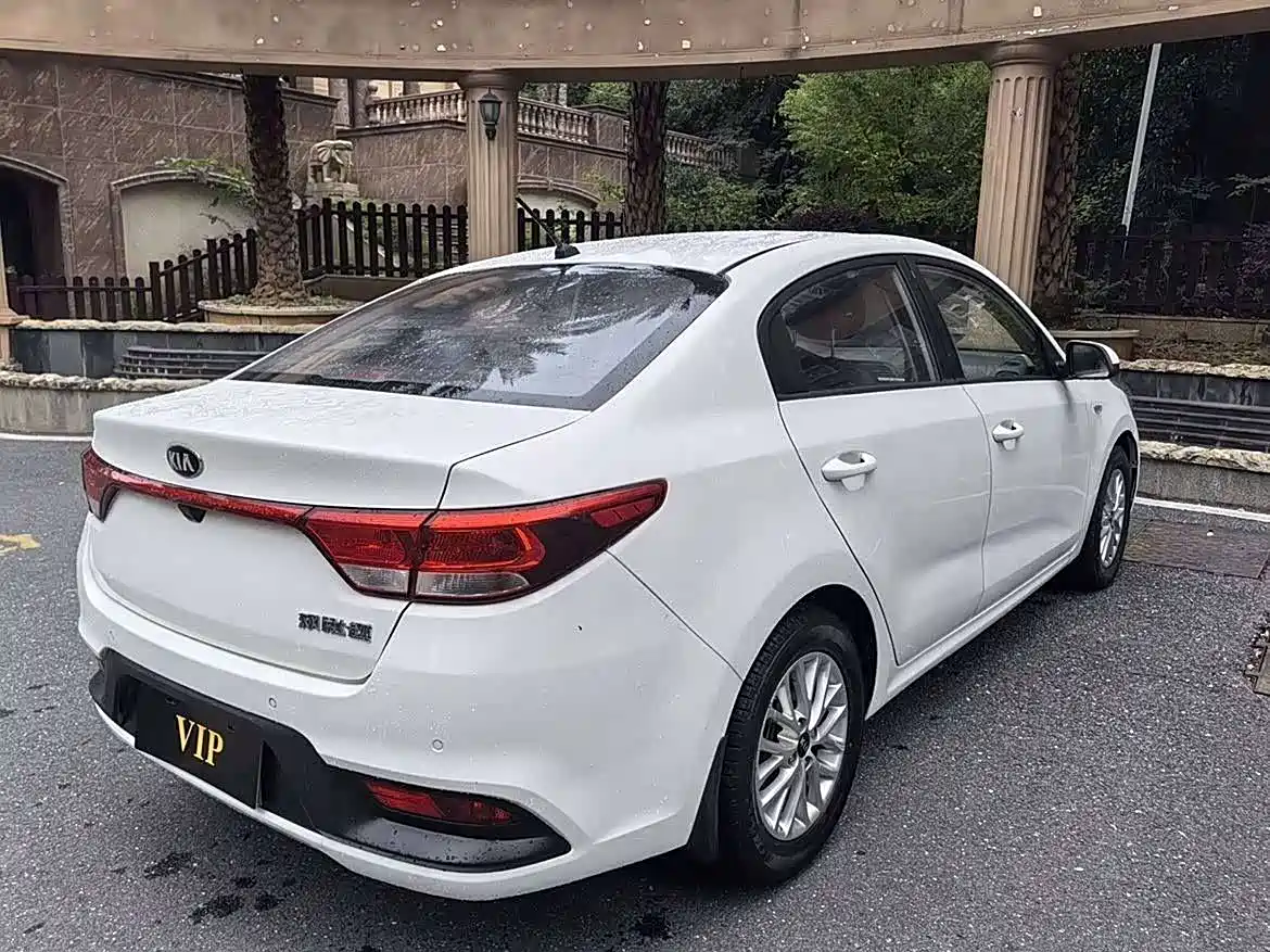 Kia K2 2019 Sedan 1.4L AT 15th Anniversary Special Edition GLS China V фото 4