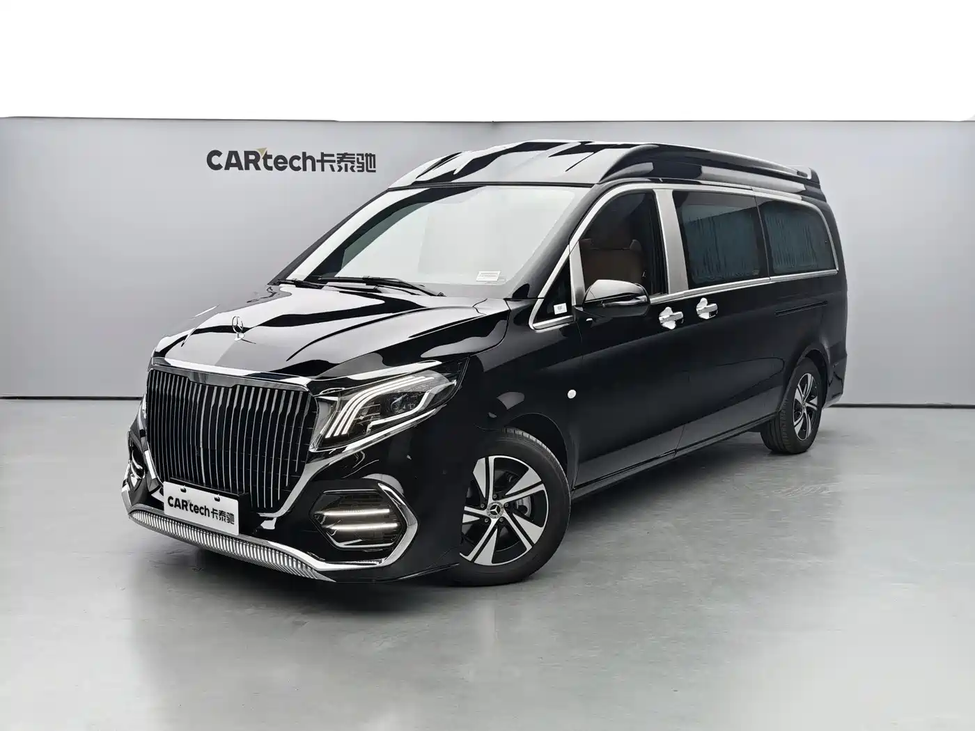 Mercedes-Benz Vito 2024 2.0T Business 7-Seater