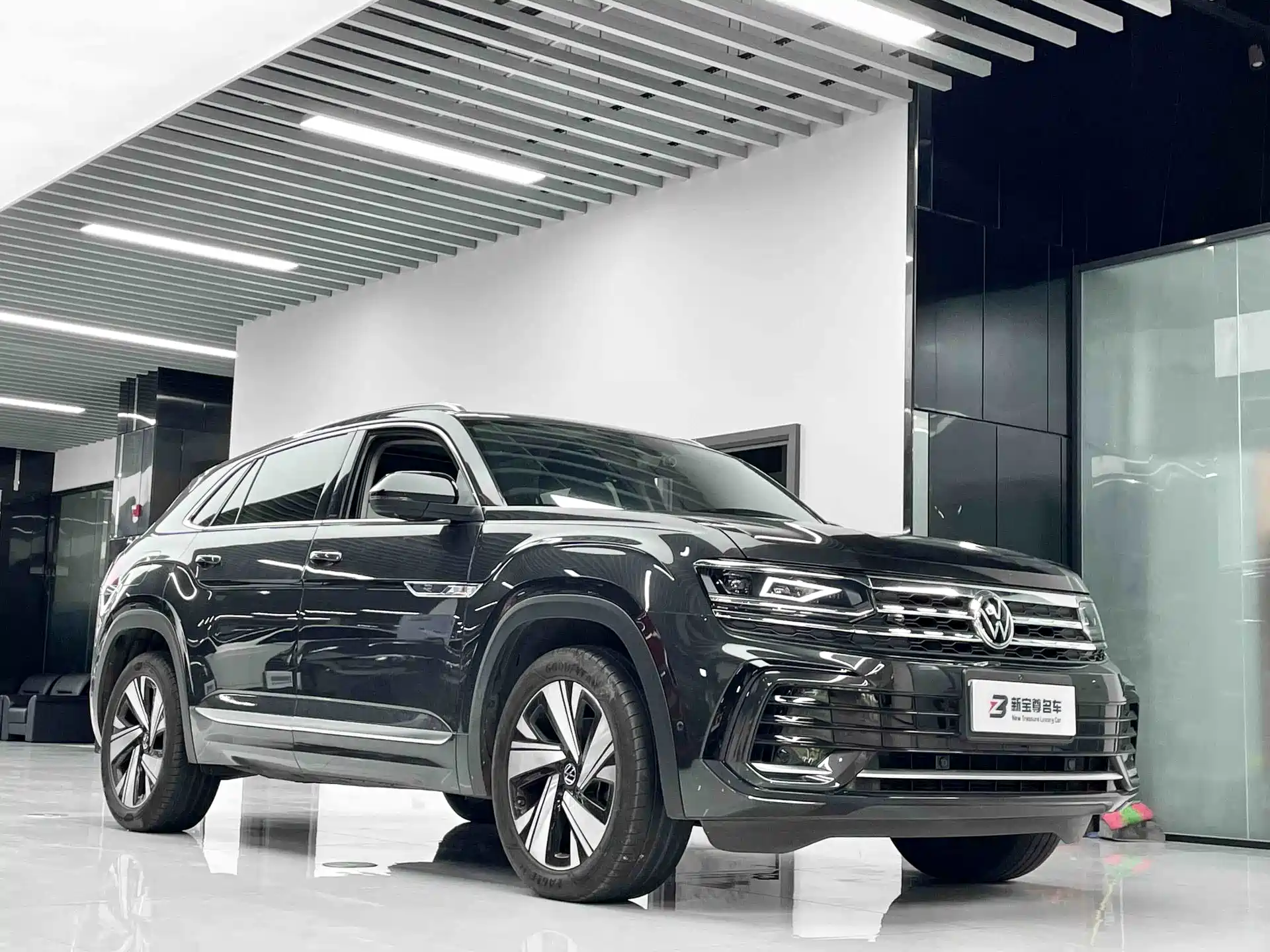 Фото 3 - Volkswagen Teramont