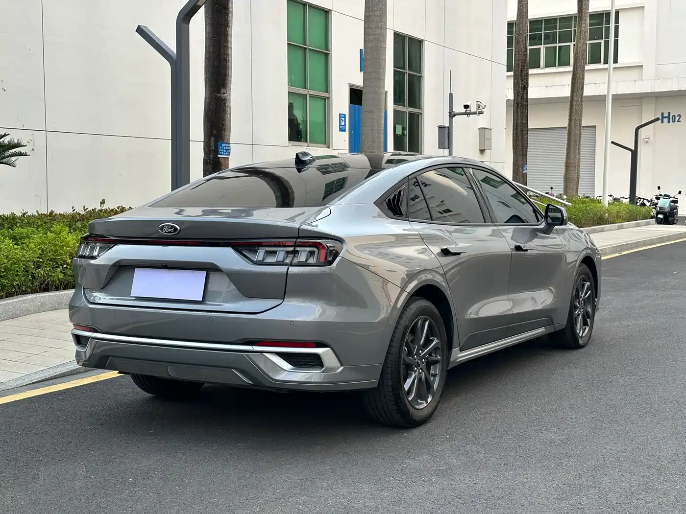 FORD MONDEO