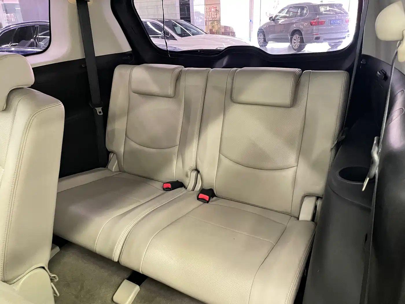 Mazda Mazda5 2010 2008 2.0 Automatic Luxury Edition