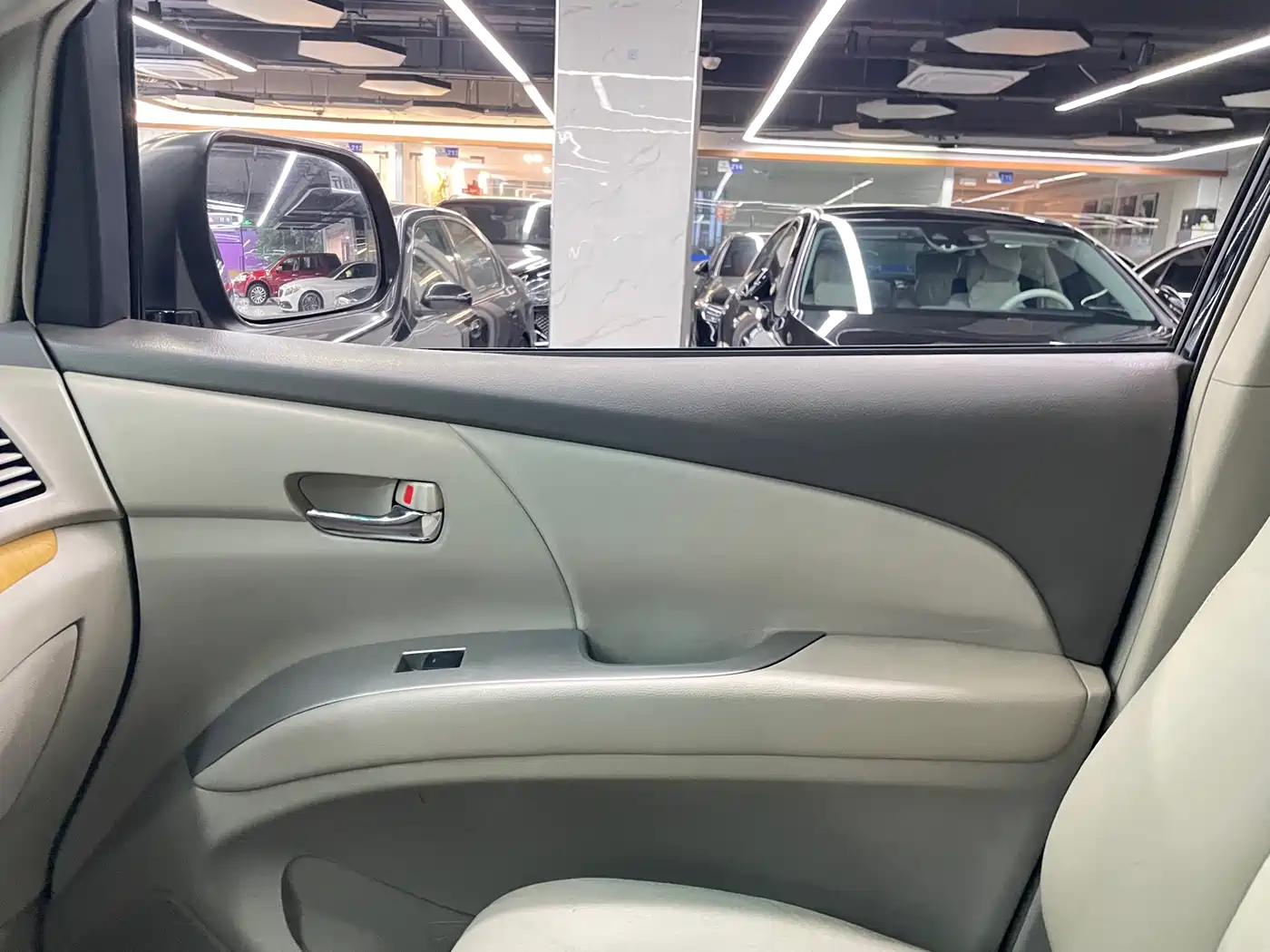Toyota Previa 2007 3.5L 7-Seater Luxury фото 24