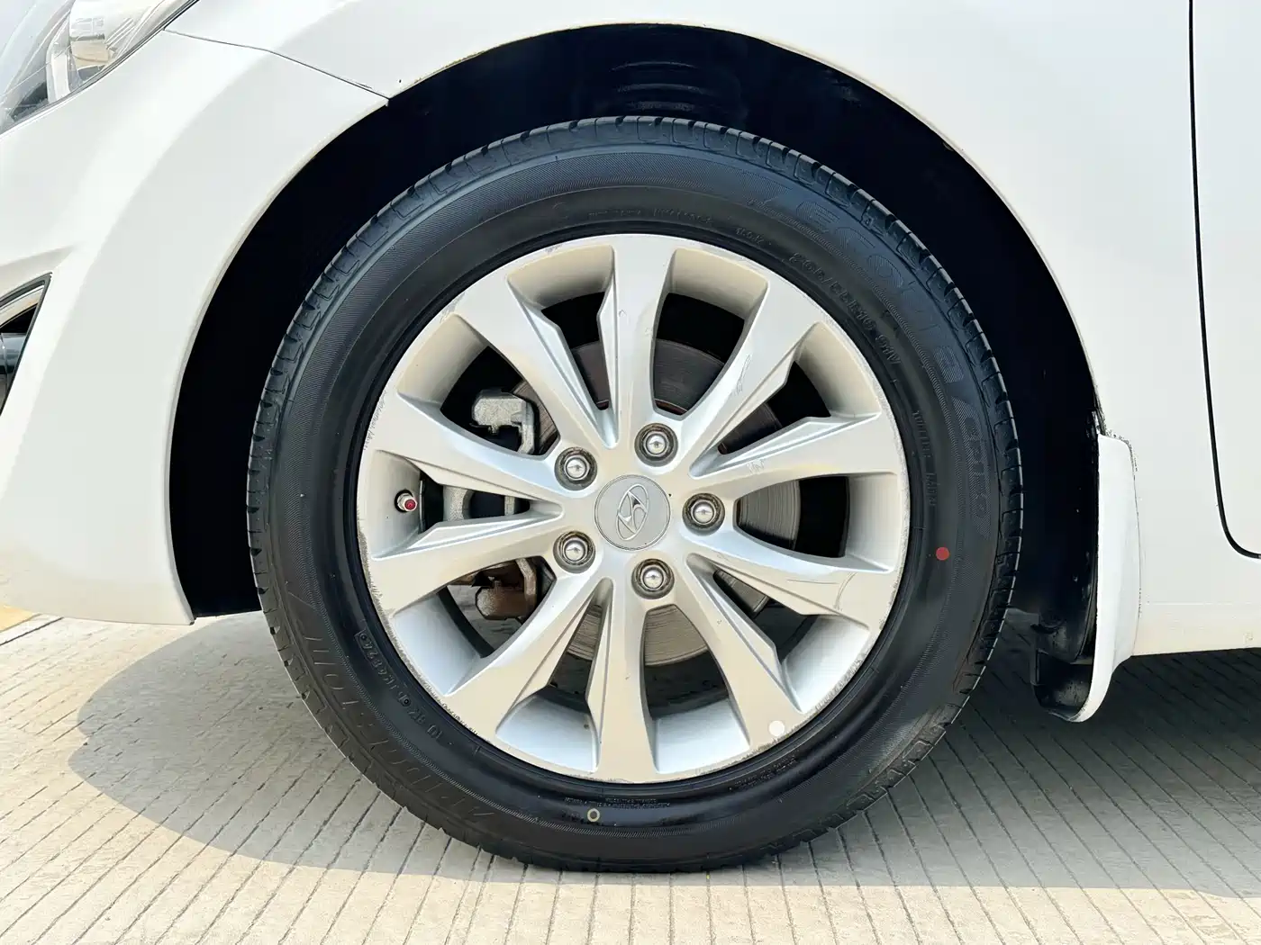 Hyundai Langdong 2016 1.6L Automatic Premium Edition фото 20
