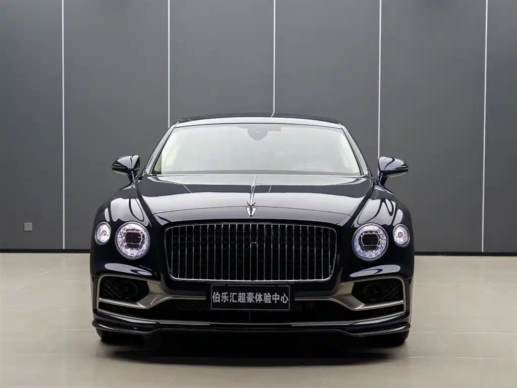 BENTLEY FLYING SPUR PLUG-IN HYBRID