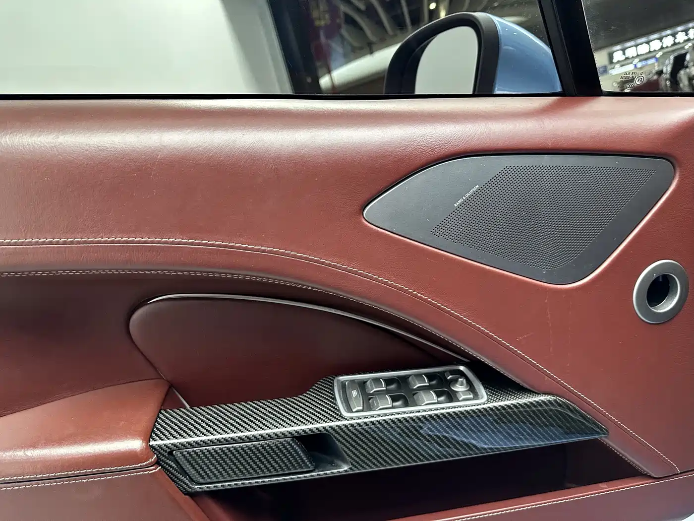 Aston Martin Rapide 2012 2010 6.0L