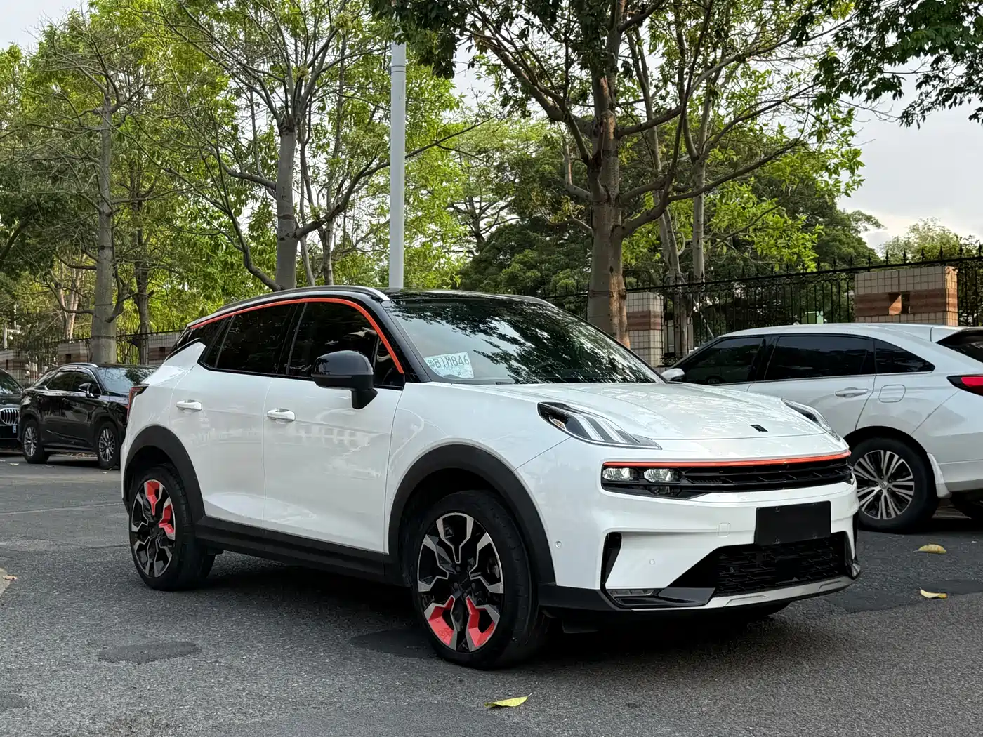 Lynk & Co 06 2020 1.5T Halo фото 3