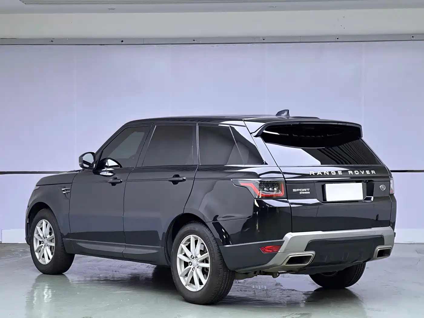 Land Rover Range Rover Sport 2019 3.0 SC V6 Special Edition фото 4