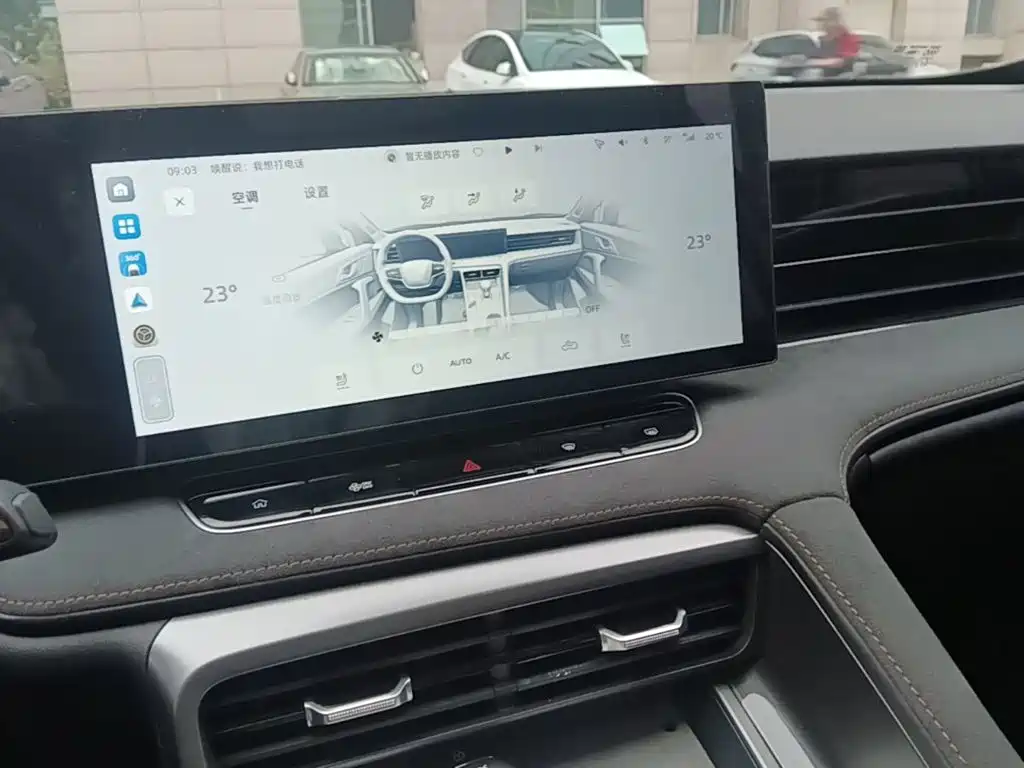 Roewe D5X DMH 2024 2024 Model 135 Technology Edition