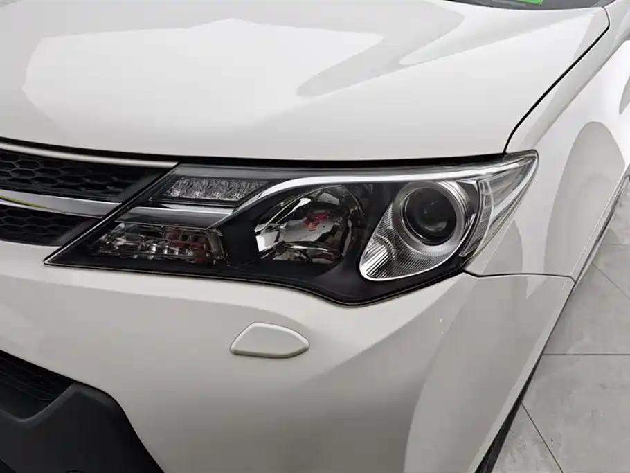 Toyota RAV4 Rongfang 2013 2.5L Auto 4WD Luxury фото 5