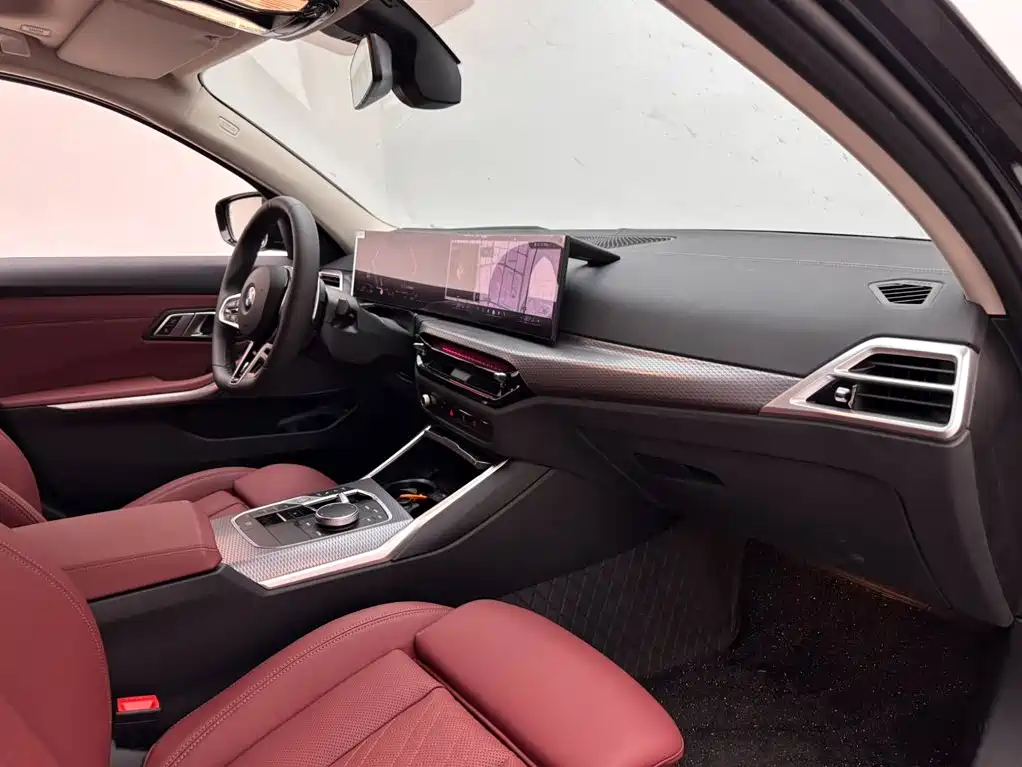 BMW 3 Series 2026 2026 330Li M Sport Shadowline Package