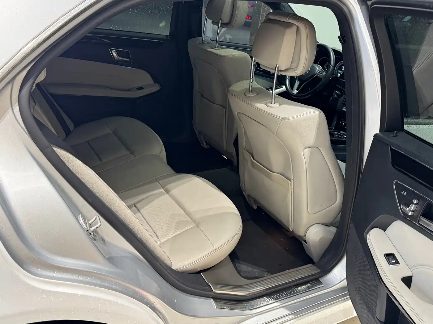 Mercedes-Benz E-Class 2014 E 260 L Sport фото 16