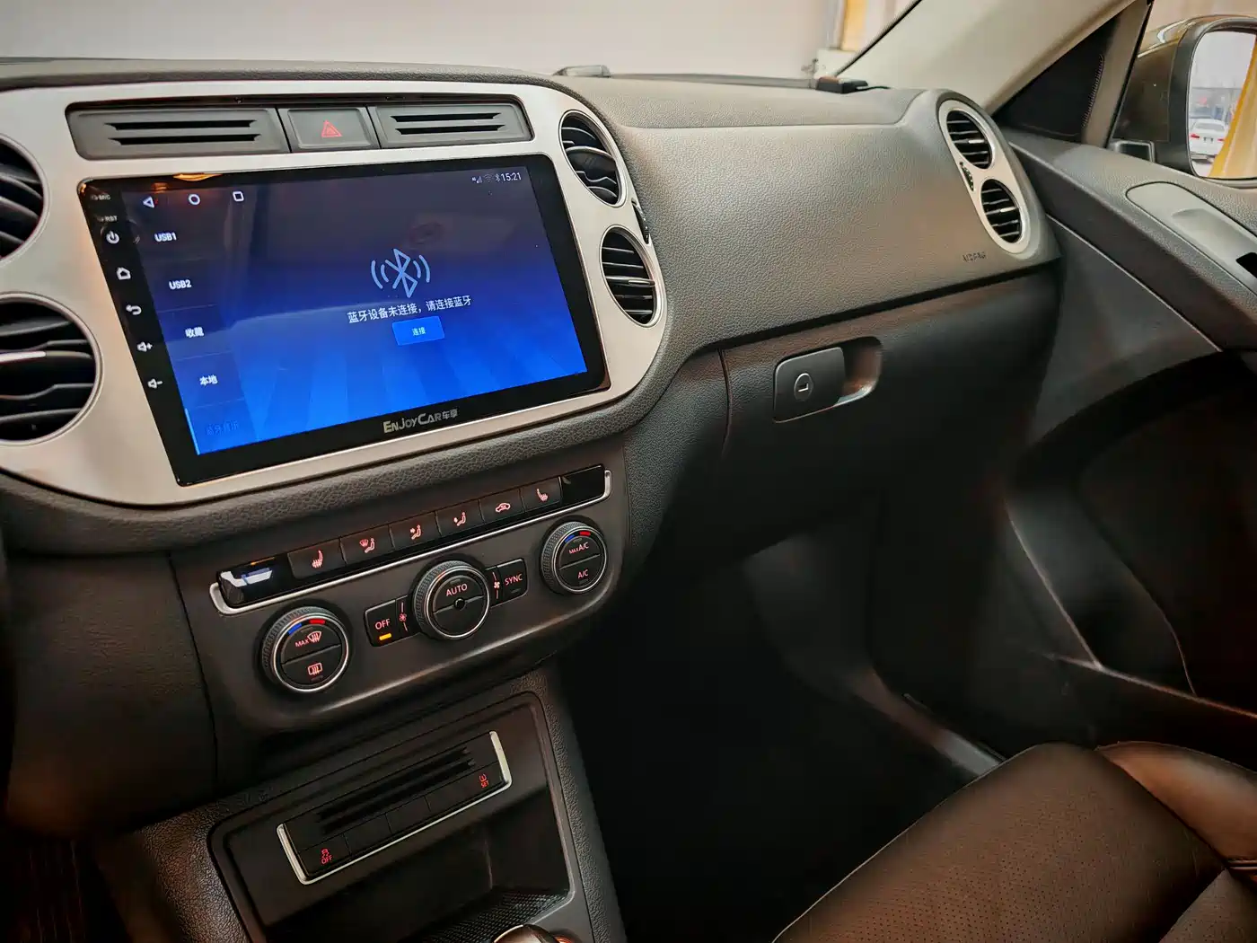 Volkswagen Tiguan 2015 1.8TSI Automatic 2WD Highline фото 11
