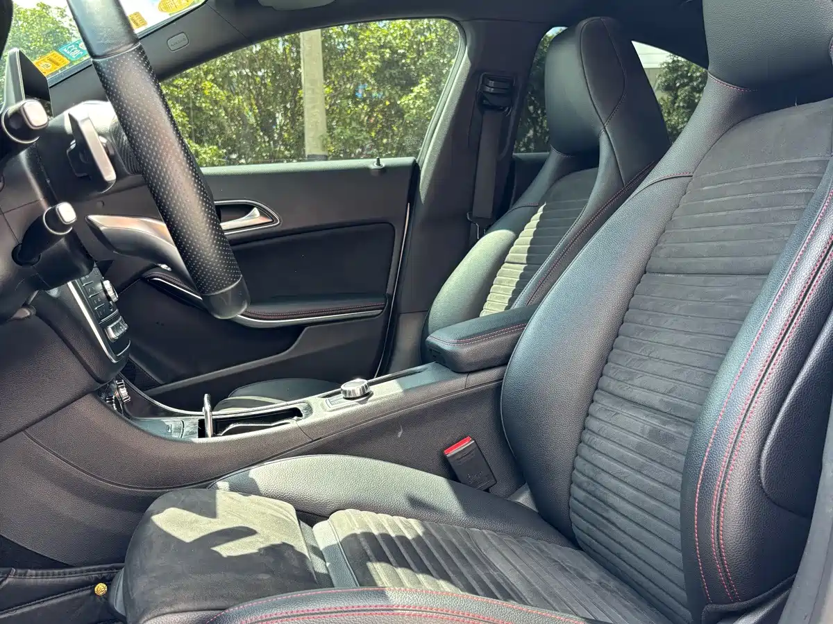 Mercedes-Benz CLA (Import) 2018 2018 CLA 220 4MATIC