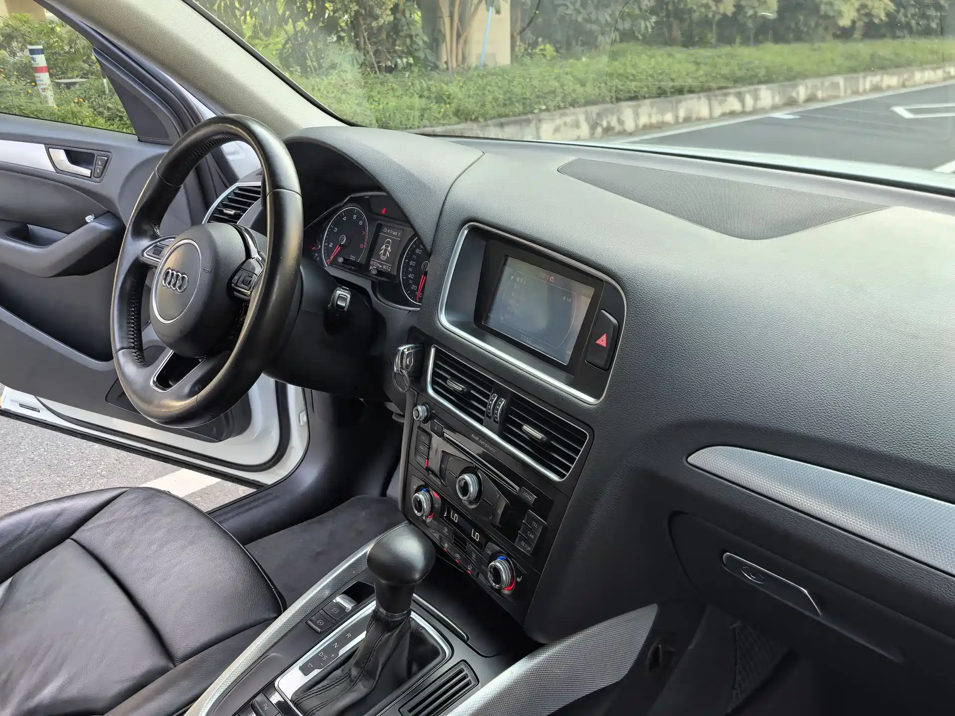 Фото 27 - Audi Q5