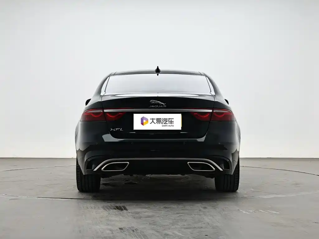 Jaguar XFL 2026 2025 2.0T P250 FWD Luxury Edition