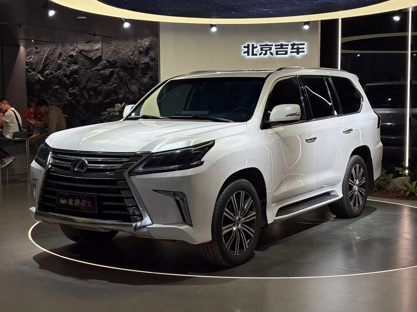 Lexus LX 2017 570 Prestige Luxury