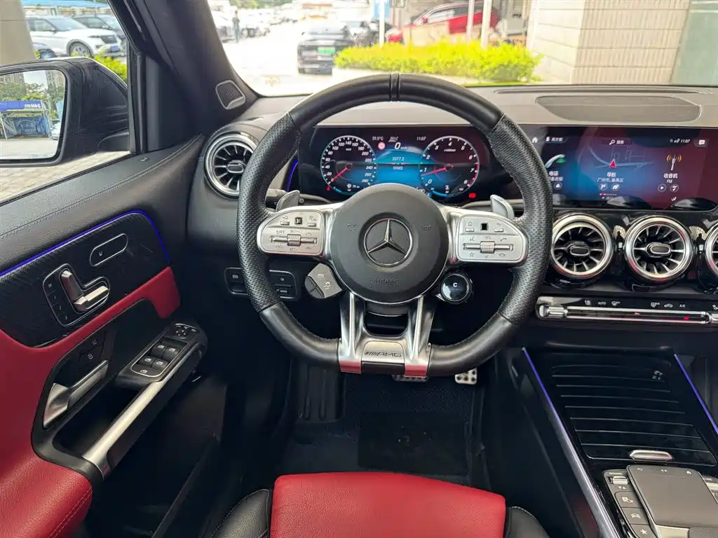 Mercedes-Benz GLB AMG 2022 AMG GLB 35 4MATIC фото 11