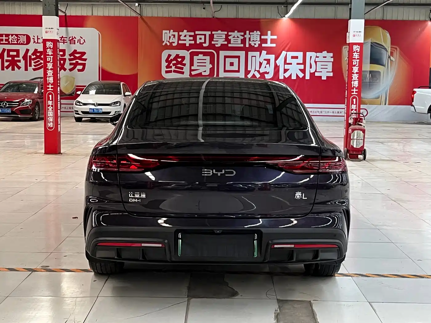 BYD Qin L 2024 DM-i 120KM Excellence Model фото 16