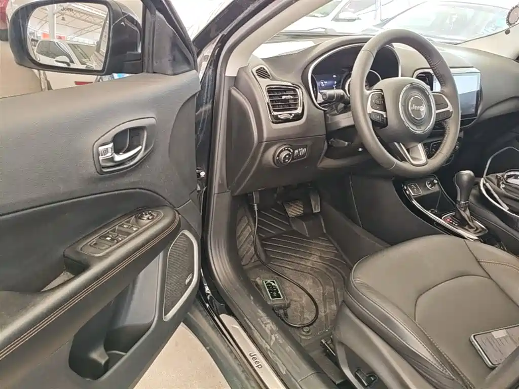 Jeep Compass 2017 2017 200T Auto Premium Edition
