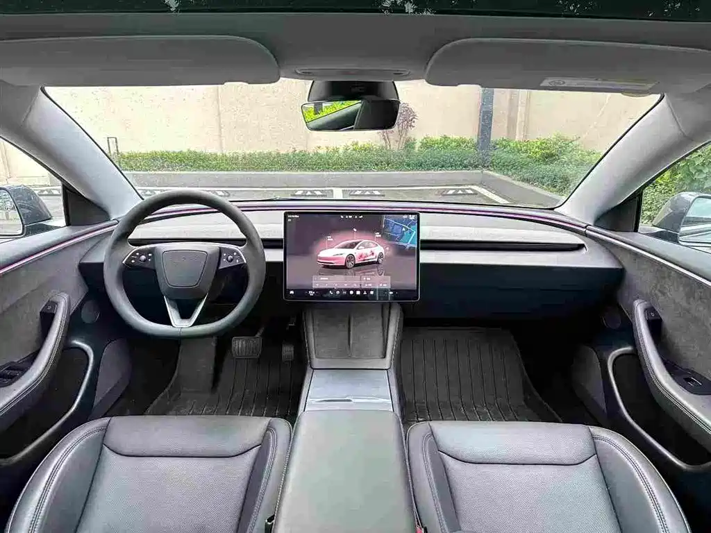 Фото 5 - Tesla Model 3