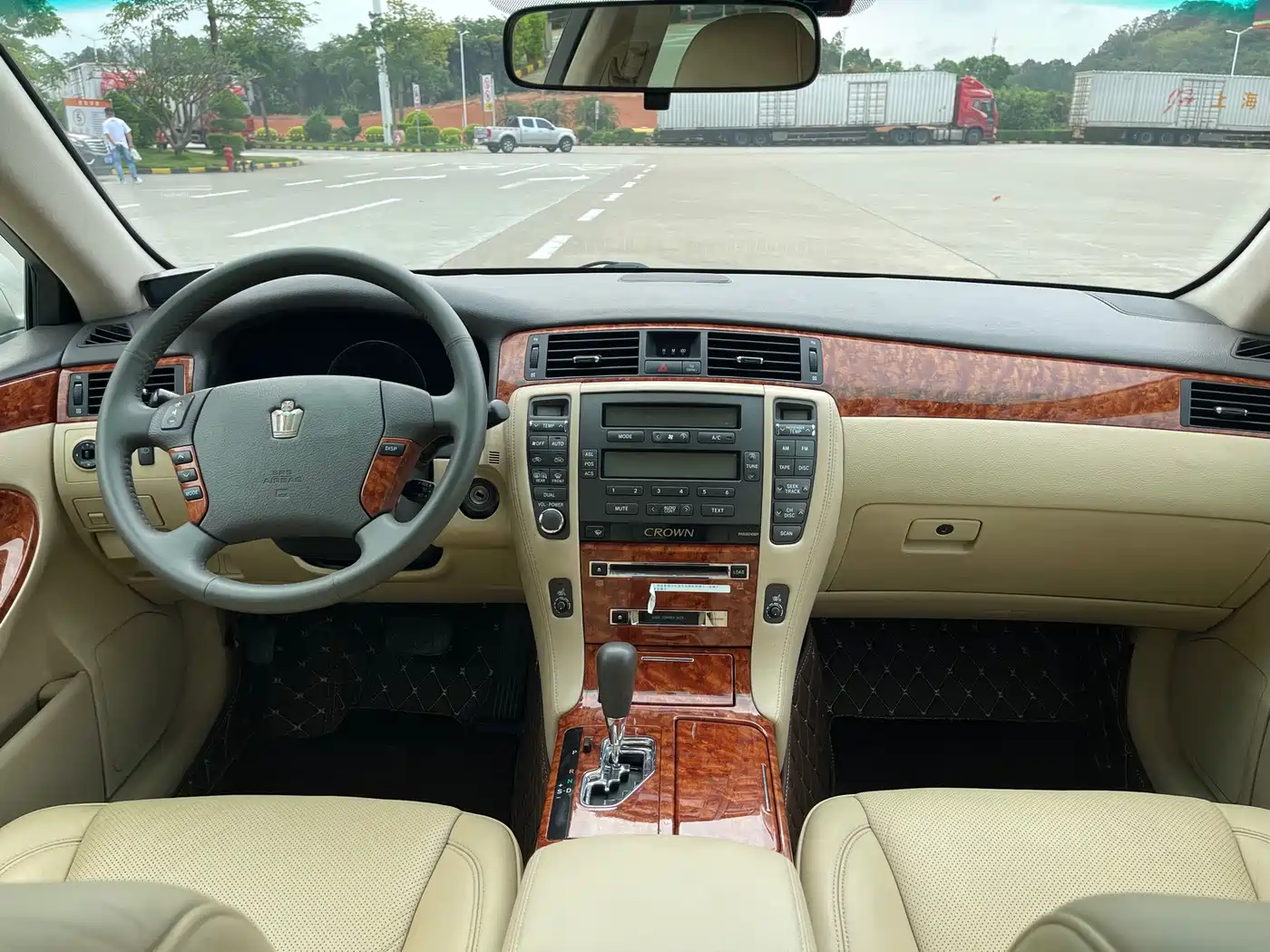 Toyota Crown 2007 2.5L Royal Special Edition фото 7