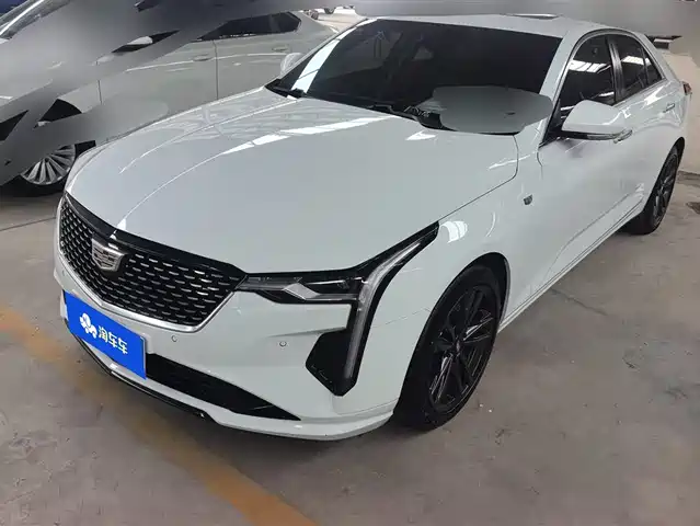 CADILLAC CT4