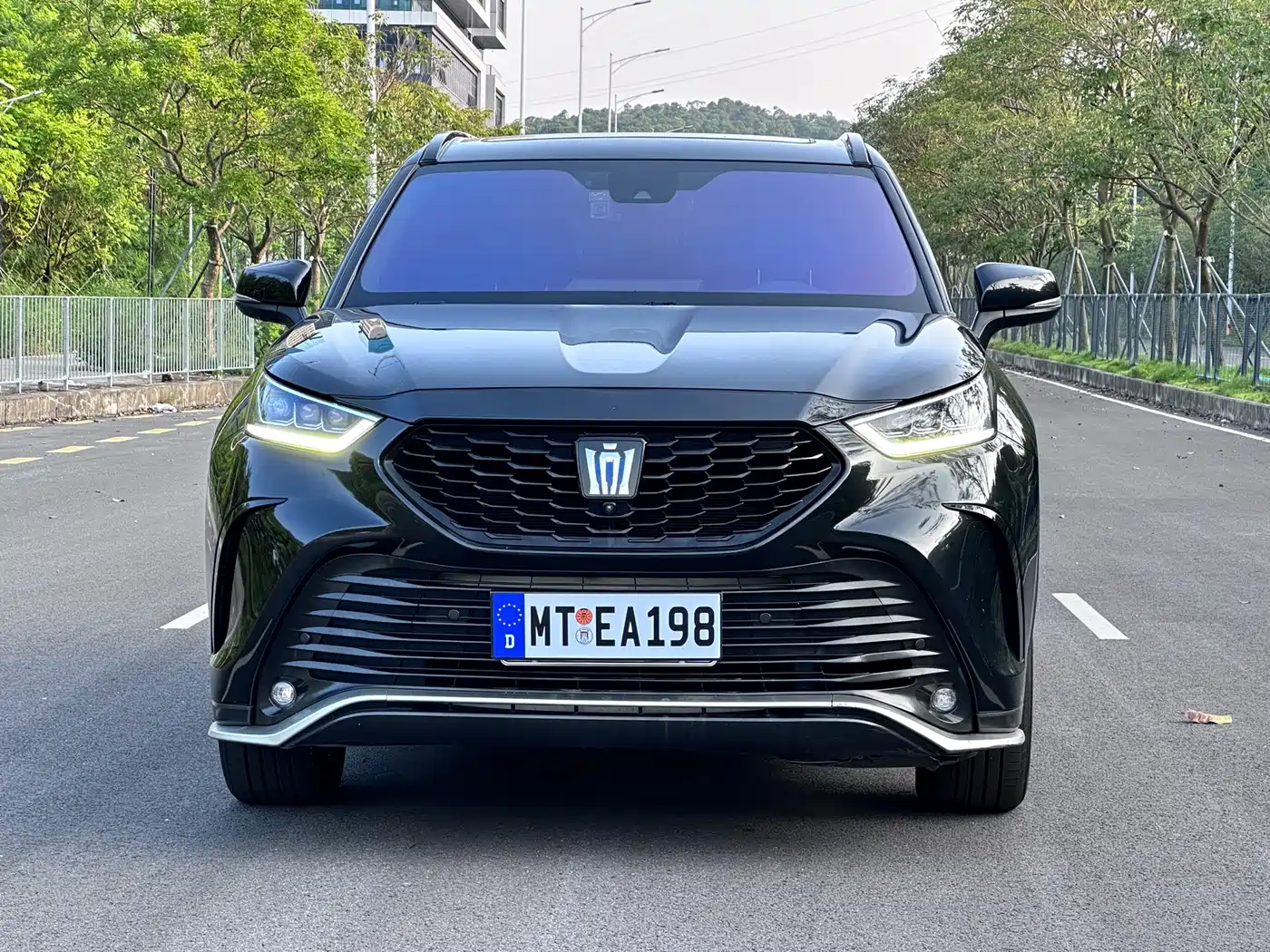 Toyota Crown Kluger 2023 2022 2.5L HEV 4WD Premium Edition