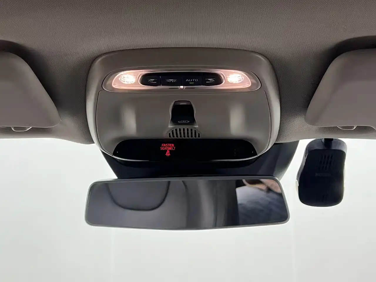 Photo 16 - Volvo V40