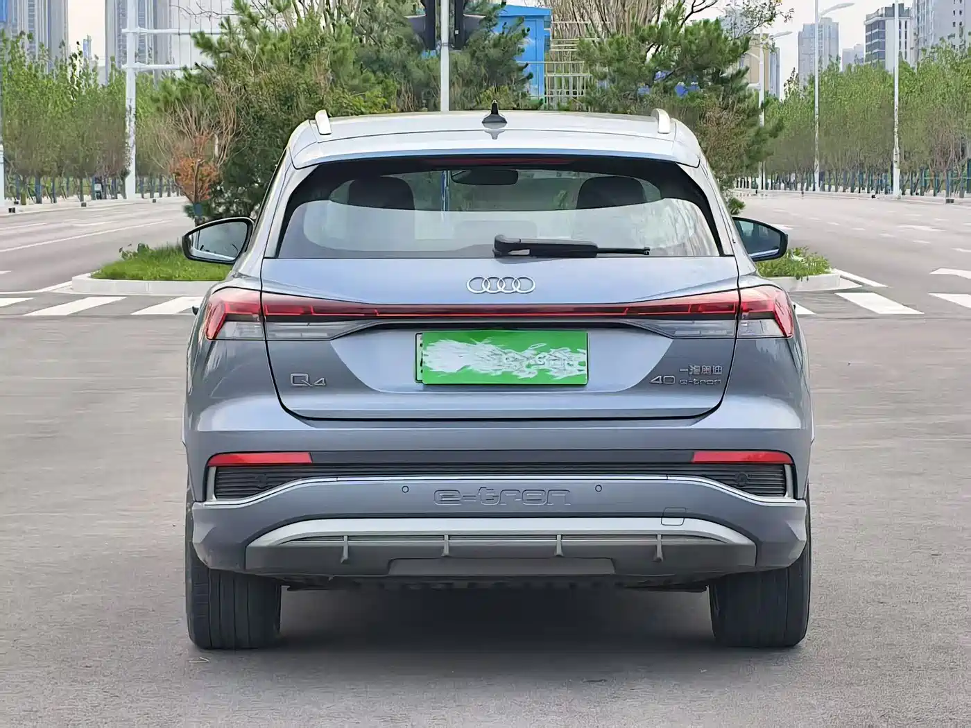Audi Q4 e-tron 2025 2024 40 e-tron Creation Edition