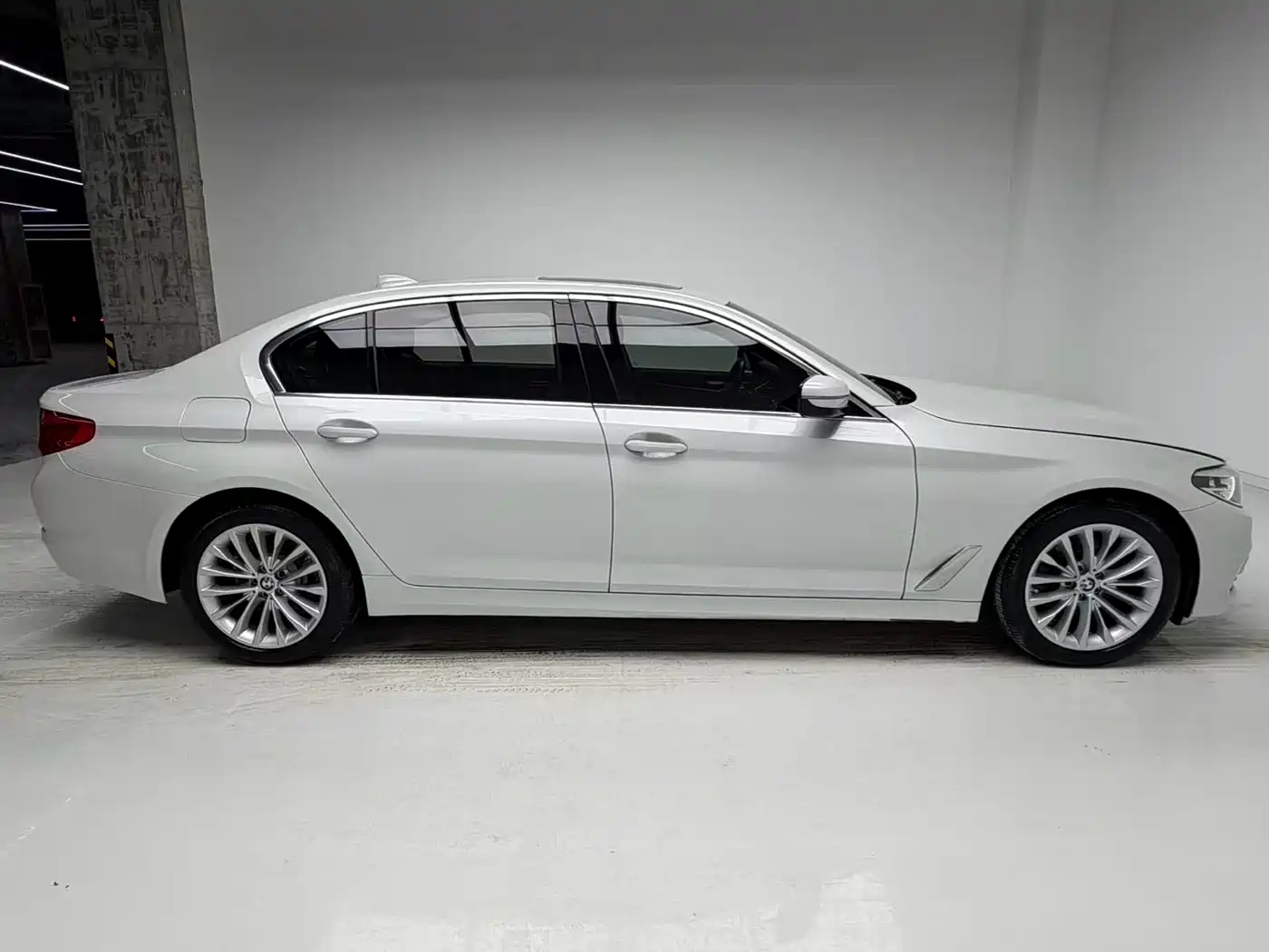 BMW 5 Series 2019 Facelift 525Li Luxury Package фото 7