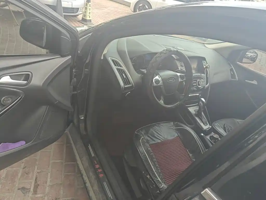 Ford Focus 2015 2012 Sedan 1.6L Automatic Trend