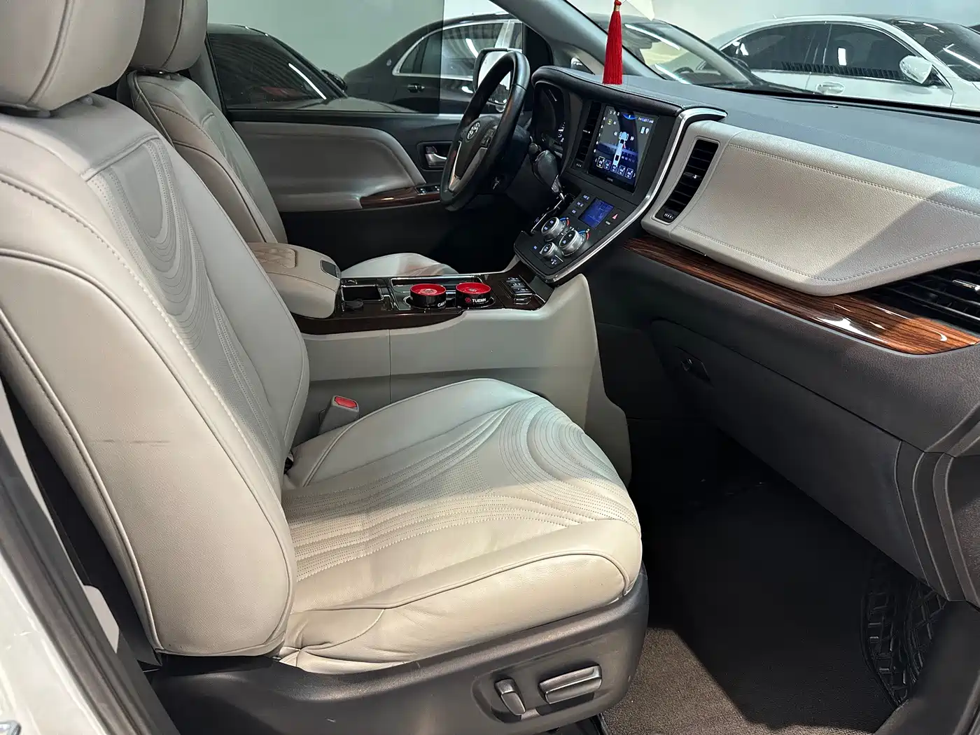 Toyota Sienna 2017 2015 3.5L 4WD L
