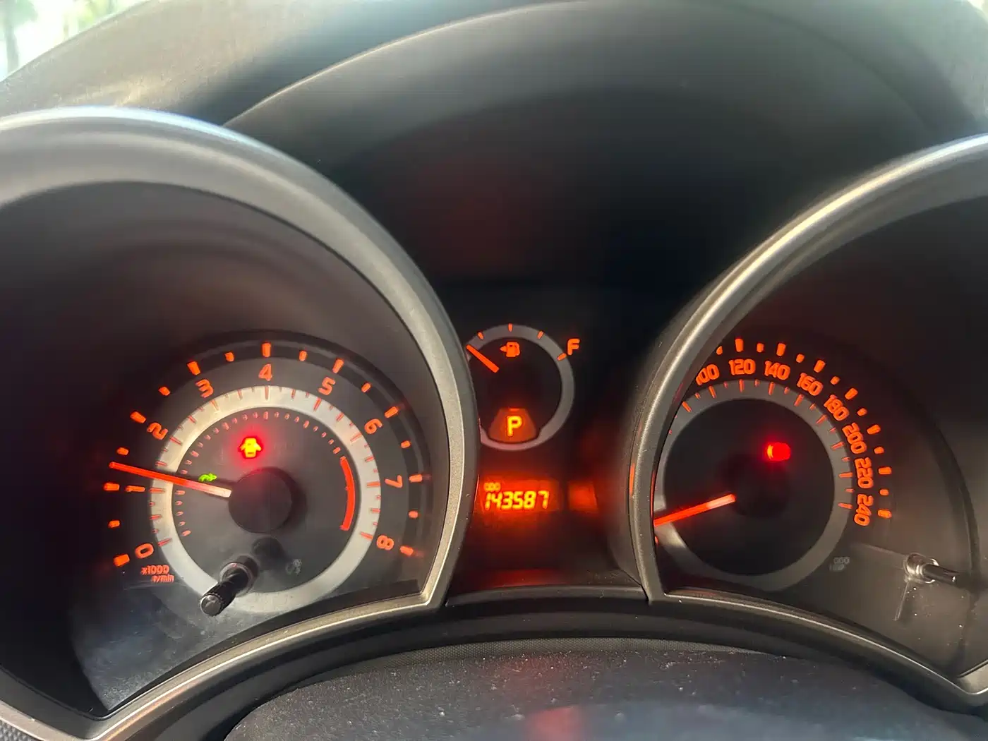 Toyota Zelos 2012 2011 2.5L Luxury Edition