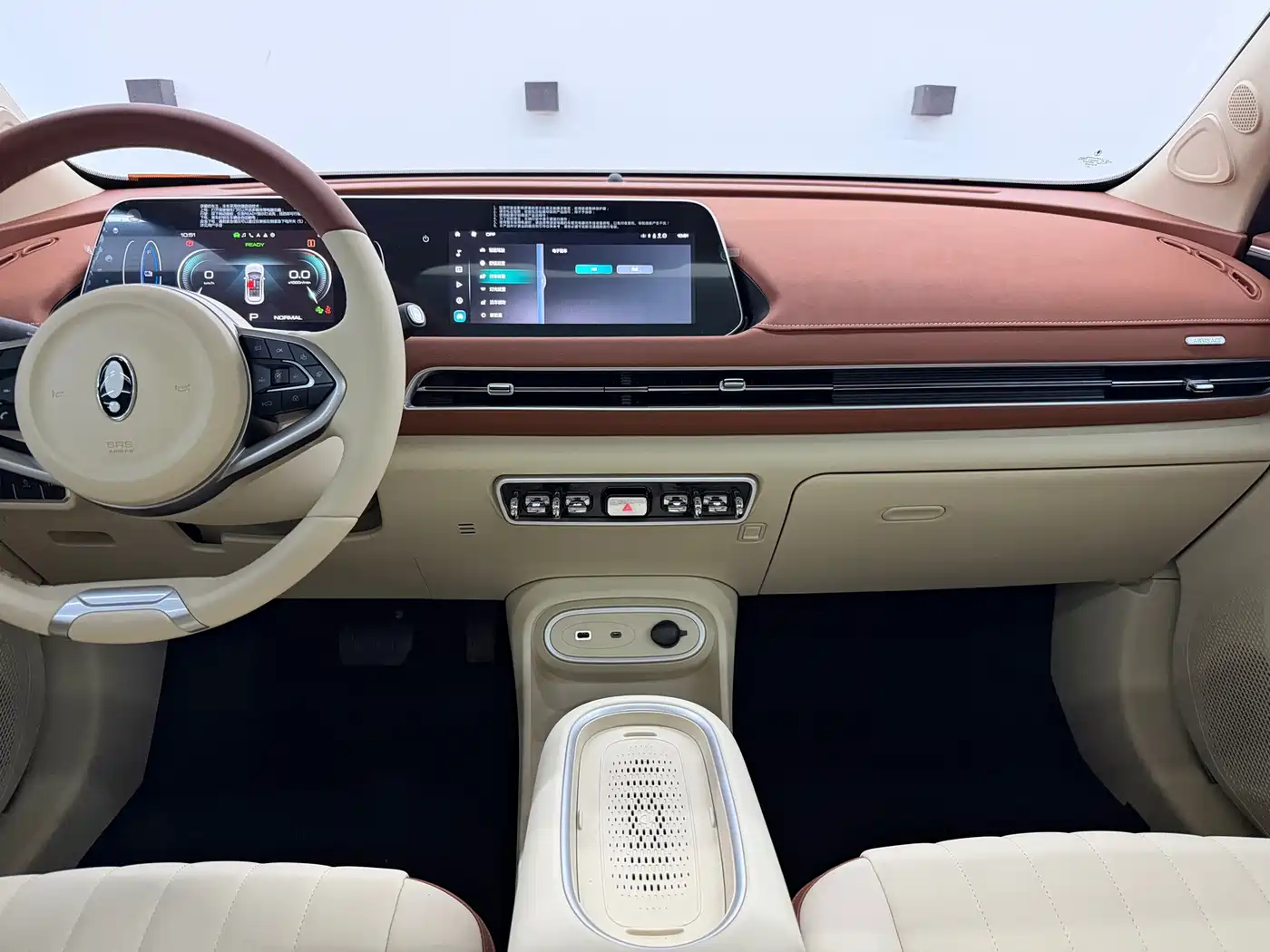 Ora Good Cat 2024 2023 401km Standard Range Luxury NCM