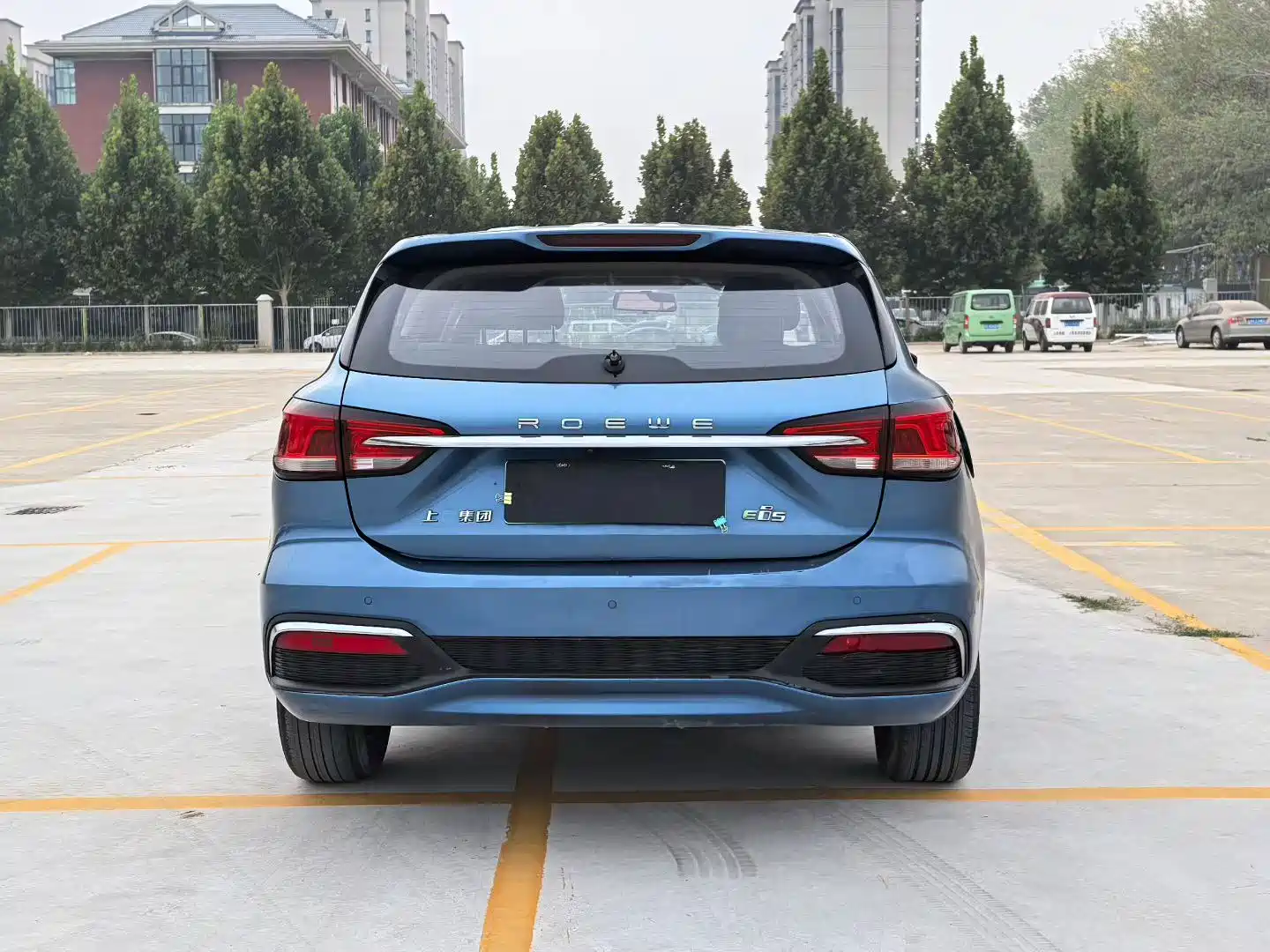 Фото 8 - Roewe Ei5