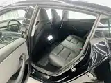 Фото 10 - Tesla Model 3