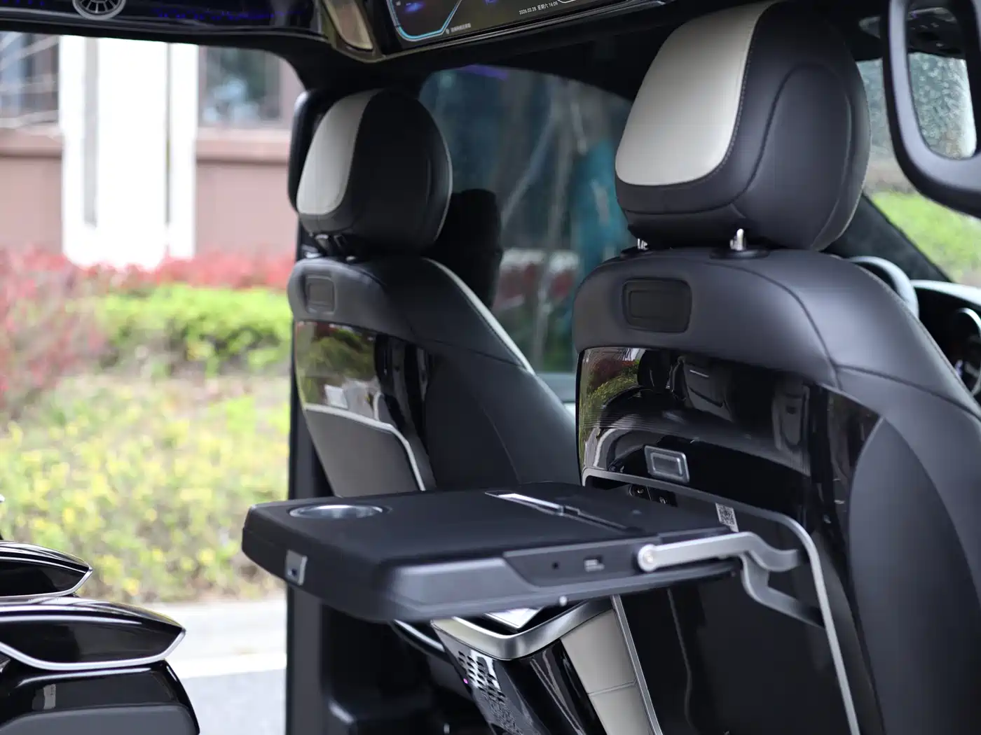 Mercedes-Benz V-Class 2018 V 260 Premium Edition China V фото 47